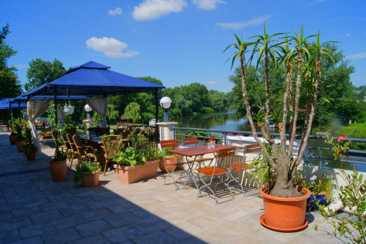 Pension Bootshaus Weissenfels Exterior photo